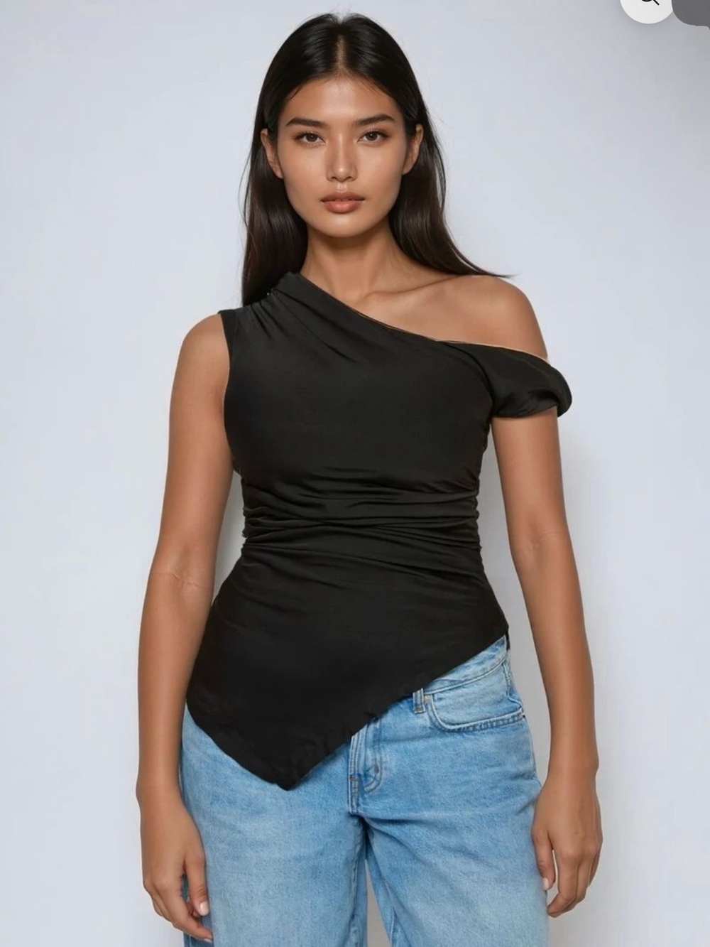 Forever 21 Black One-Shoulder Asymmetric Camisole